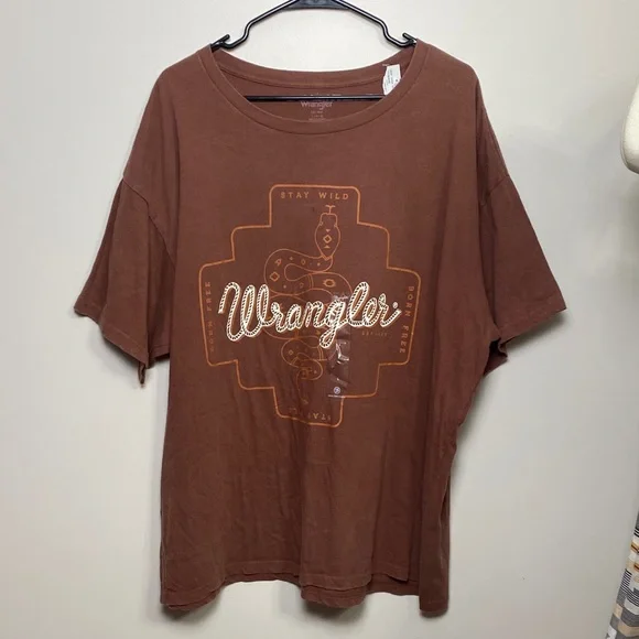 NWT Wrangler Women's Oversized Brown Graphic Tee L - Picture 2 of 5